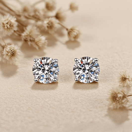 Moissanite Four-Claws Classic Earrings — four-claw setting moissanite stud earrings, timeless and sparkling.