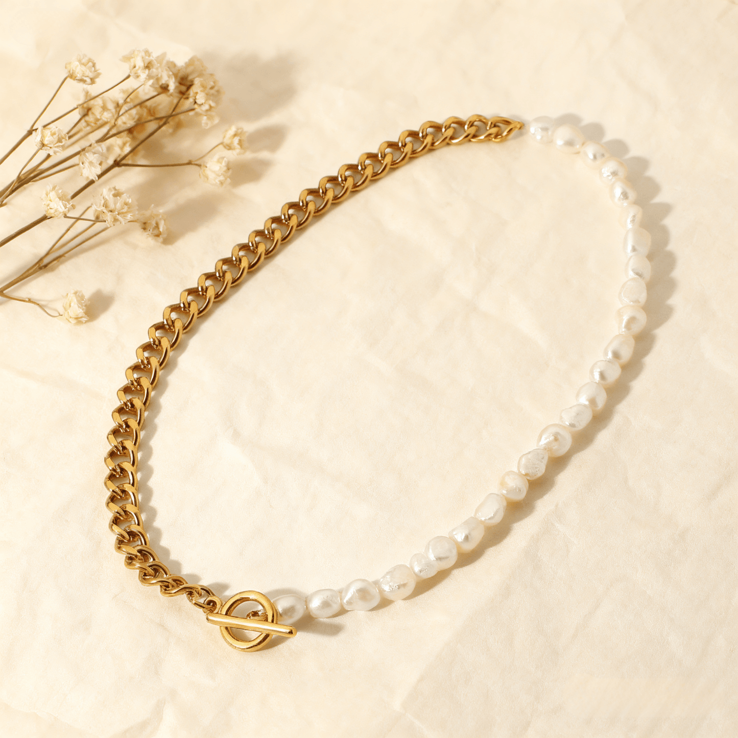 Harmony Pearl Chain Necklace — pearls interwoven with delicate chain links, elegant and timeless necklace.