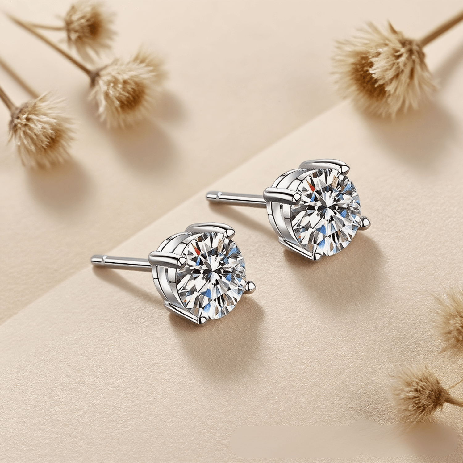 Moissanite Four-Claws Classic Earrings — four-claw setting moissanite stud earrings, timeless and sparkling.