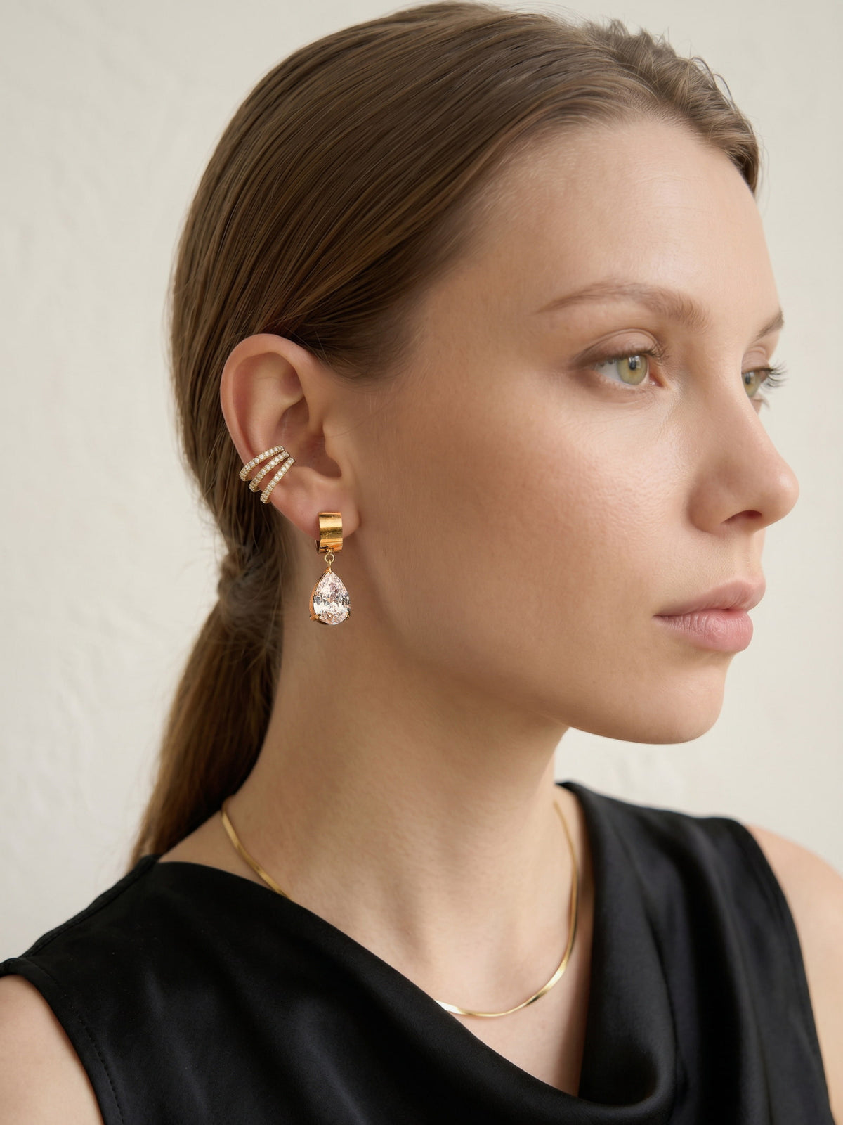 Cyra Teardrop Hoops