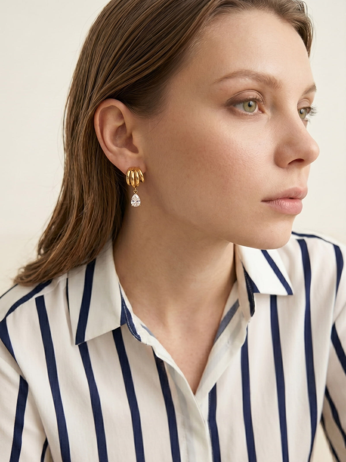 Iris Ribbed Drop Earrings
