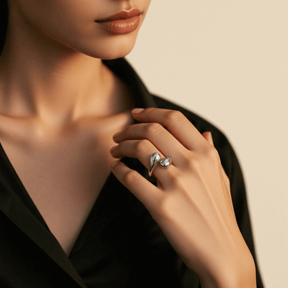 #FluidRing #PebbleRing #StatementJewelry #GiftForHer #OrganicElegance