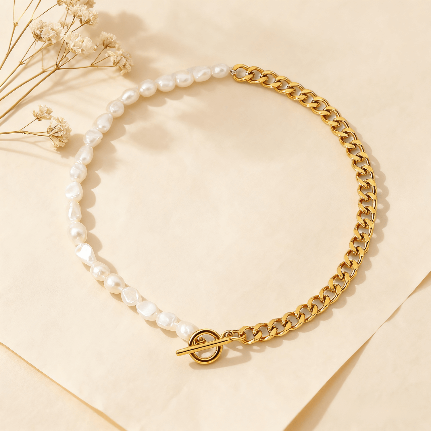 Harmony Pearl Chain Necklace Secondary image