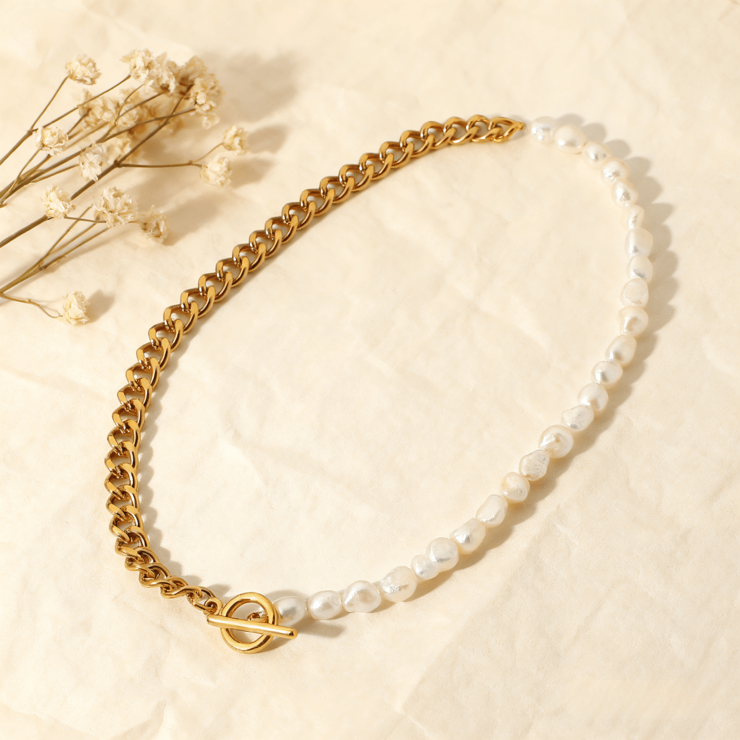 Harmony Pearl Chain Necklace — pearls interwoven with delicate chain links, elegant and timeless necklace.
