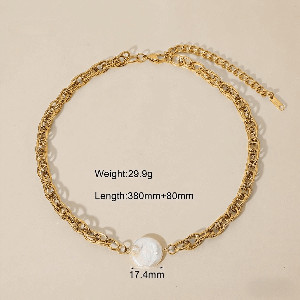#LunaJewelry #MoonlightNecklace #MinimalistStyle #GiftForHer #EverydayElegance