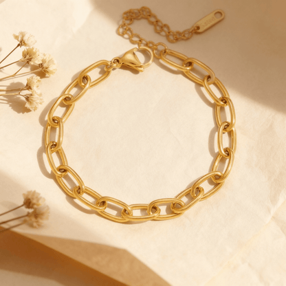 The classic paperclip chain bracelet from The Amalfi Layering Set, displayed to highlight the details of its adjustable extender chain and secure lobster clasp.