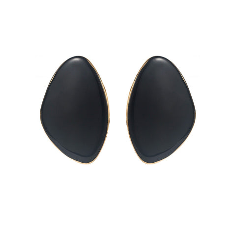 Onyx black statement earrings gold plated stainless steel hypoallergic.