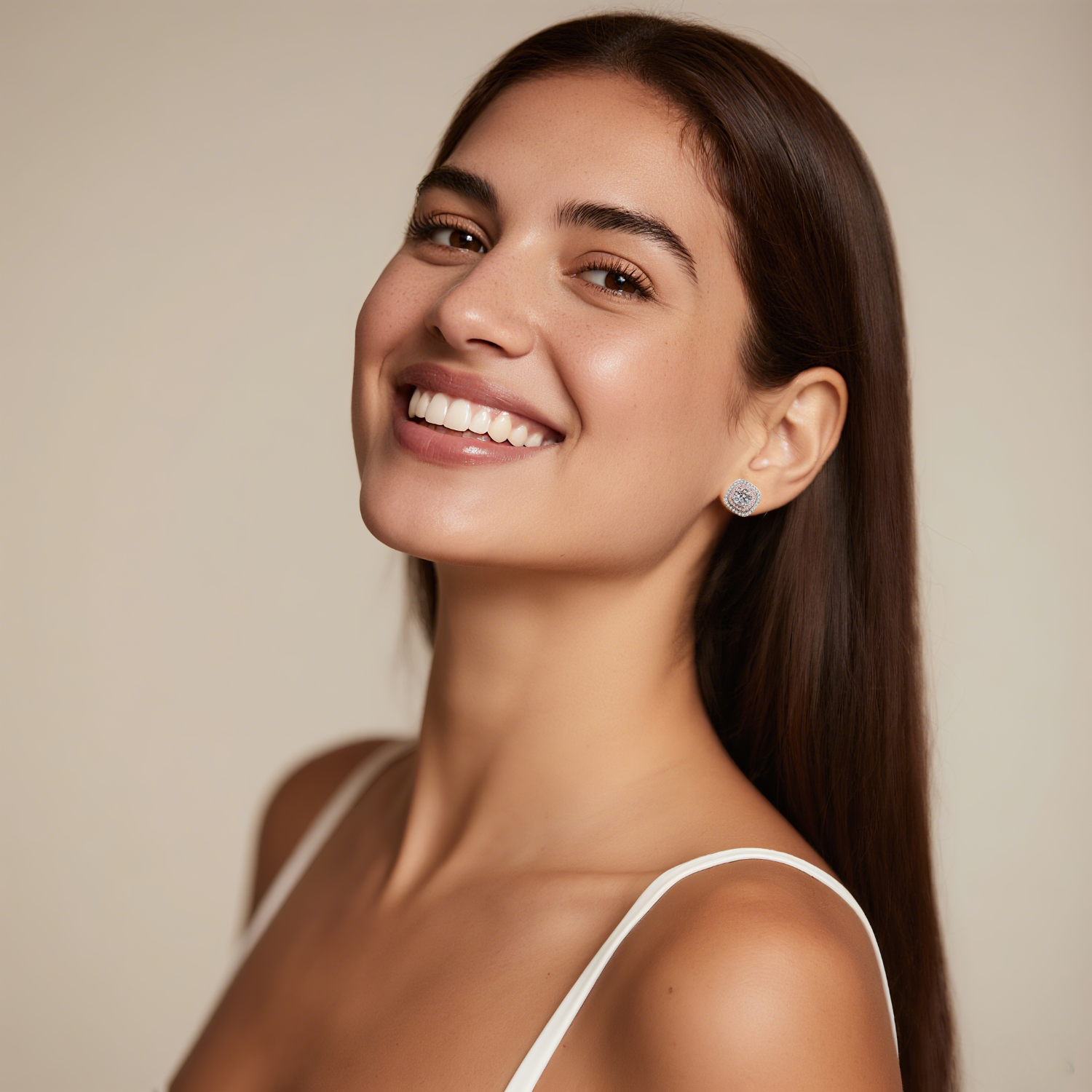 #SereneJewelry #TranquilGlow #MoissaniteEarrings #GiftForHer #QuietElegance