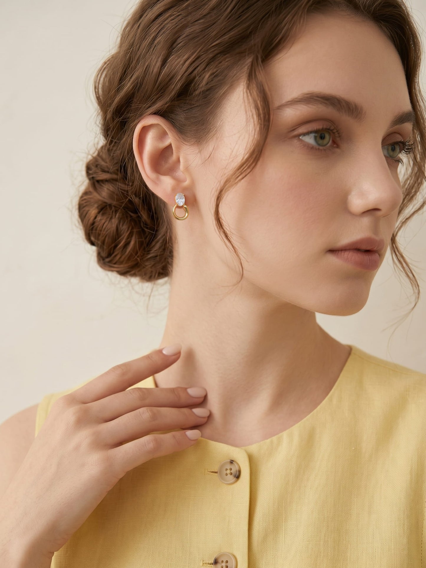 Astra Oval Orbit Earrings