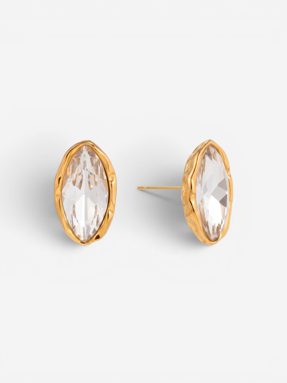 Callisto Organic Studs