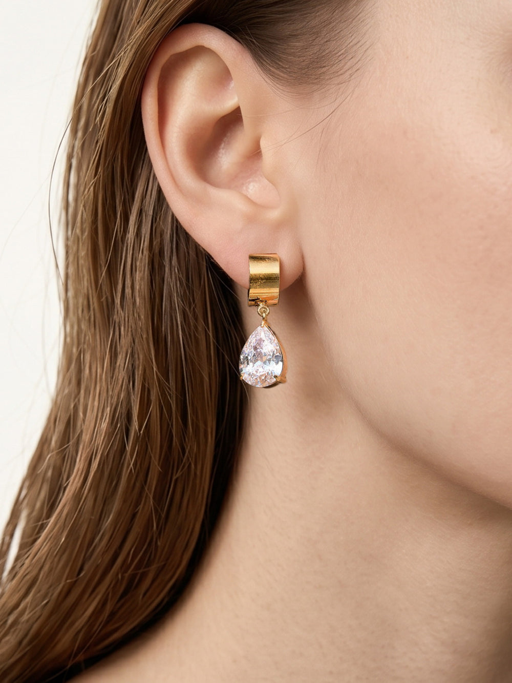 Cyra Teardrop Hoops
