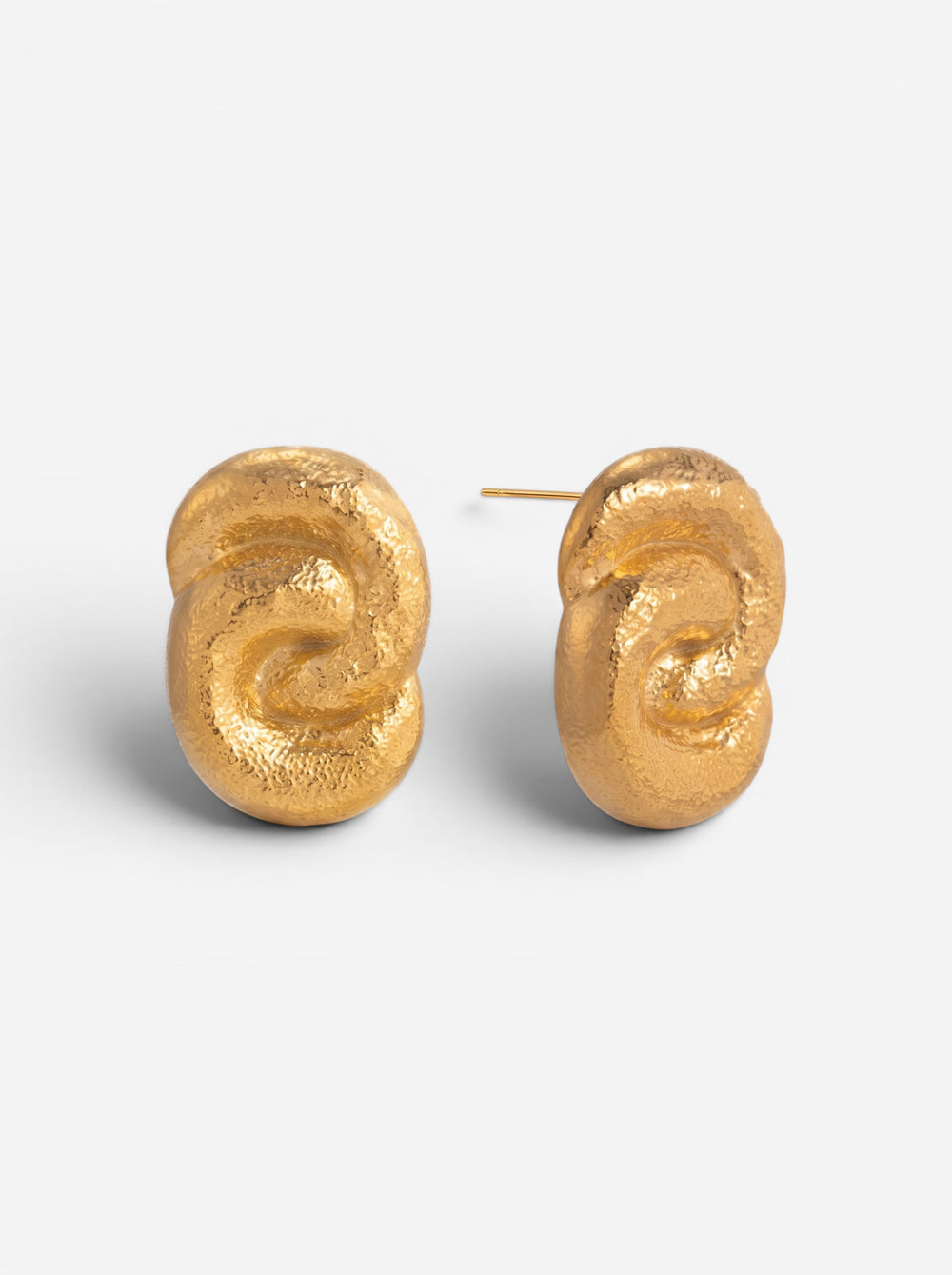 Hebe Molten Studs