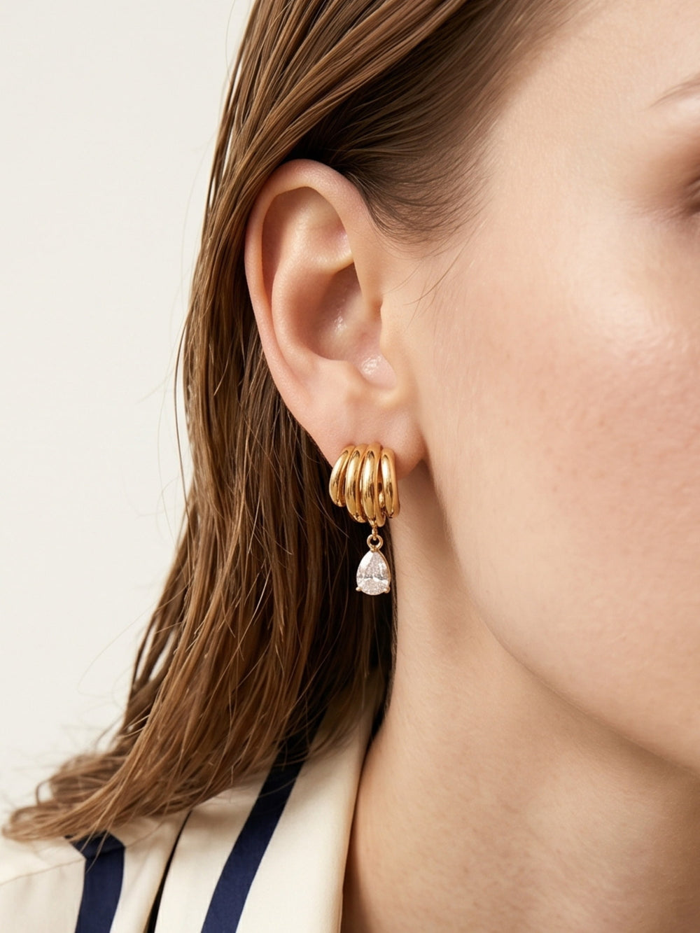 Iris Ribbed Drop Earrings