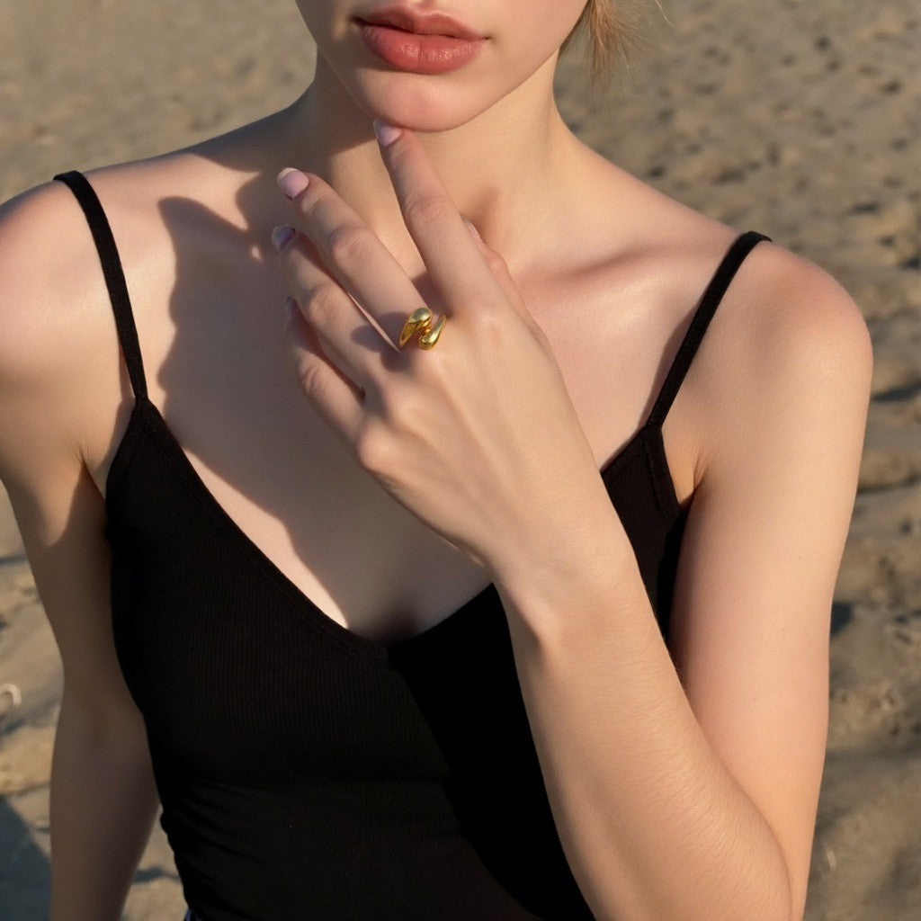 #FluidRing #PebbleRing #StatementJewelry #GiftForHer #OrganicElegance