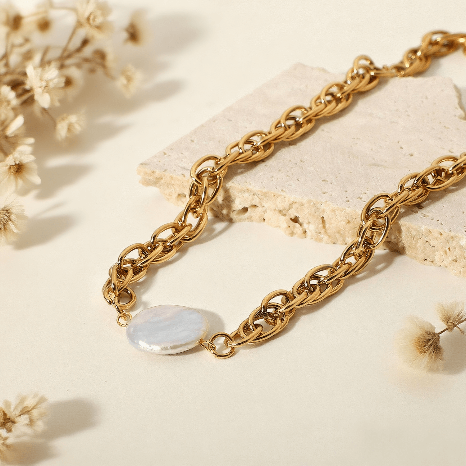 Luna Chain Necklace — polished silver (or gold) chain necklace inspired by moonlight, minimalist and elegant.