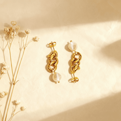 Odette | Baroque Pearl Chain Link Earrings