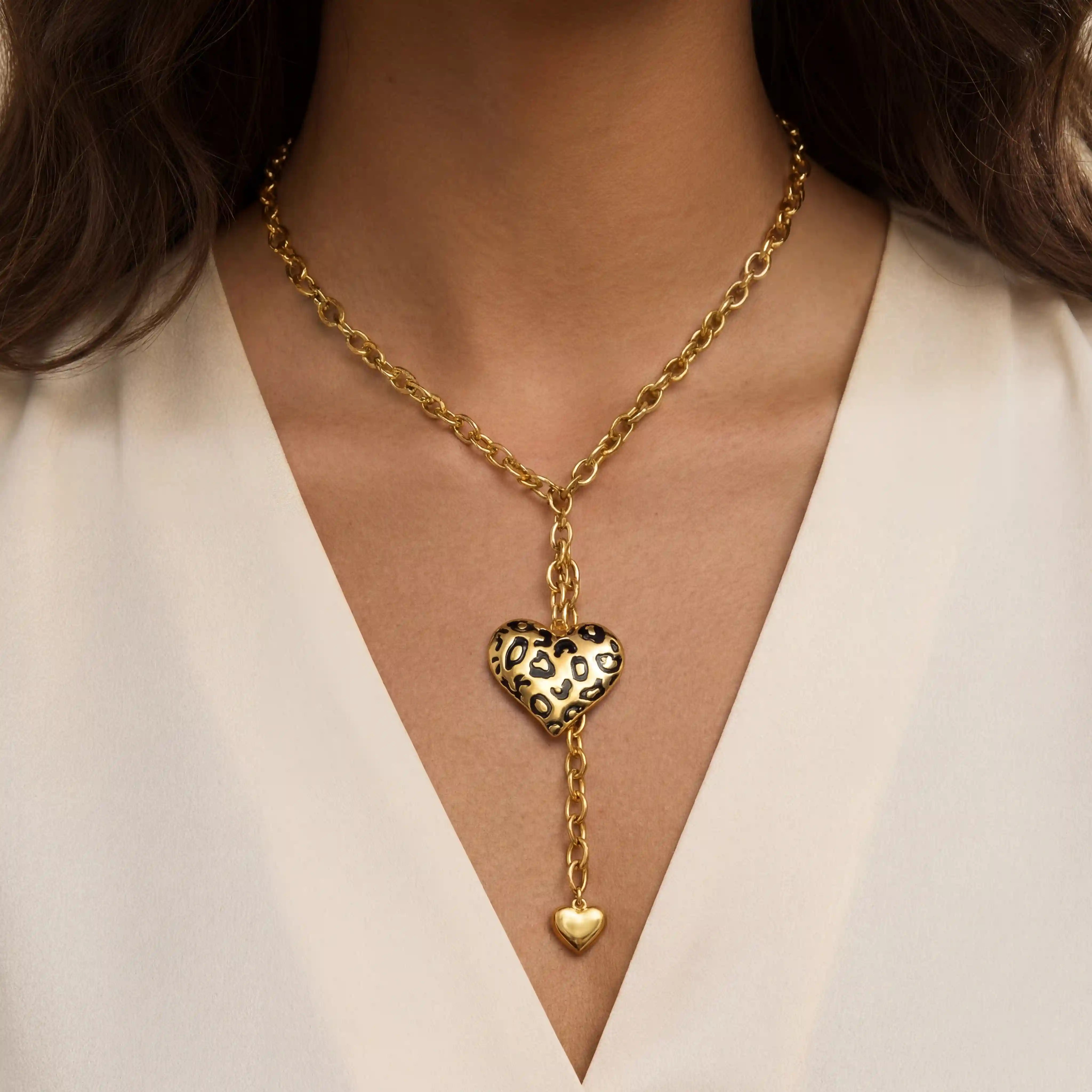 Artemis Leopard Heart Lariat Main image